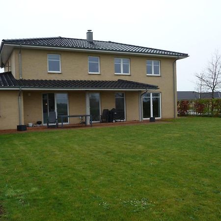 Vaerelse I Augustenborg I Stor Villa Ngoại thất bức ảnh